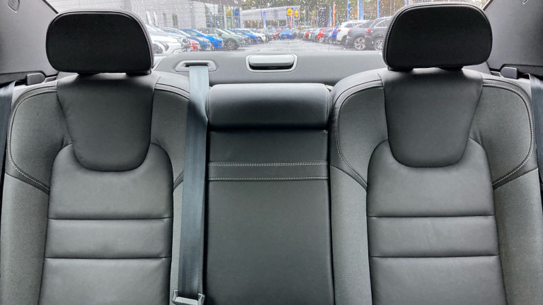 Volvo S60 2.0 T5 R DESIGN Plus 4dr Auto Petrol Saloon